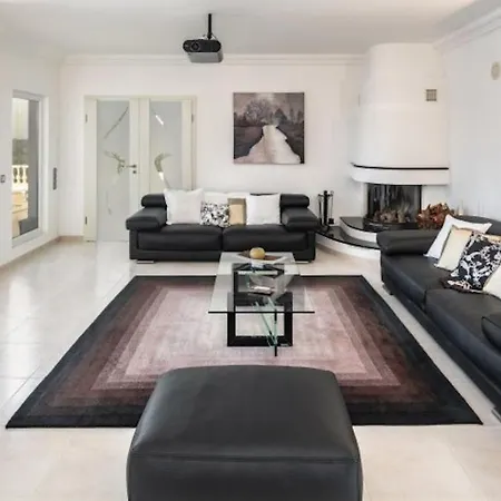 Villa Vale Cravo - Luxury 5 Bedroom - Ac - Short Walk To Nearest Village