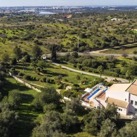 Vale Cravo - Luxury 5 Bedroom - Ac - Short Walk To Nearest Village Villa